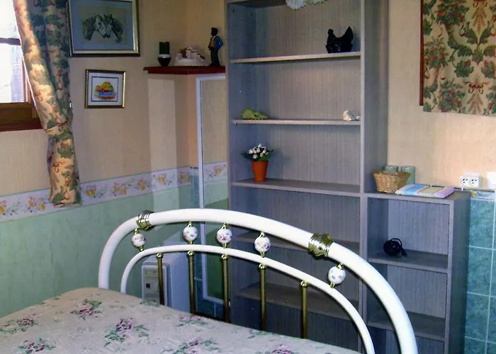 Chez Corinne Bed & Breakfast 3*